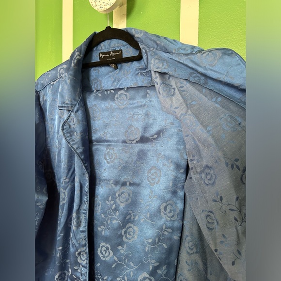 Pajama set - Picture 3 of 7